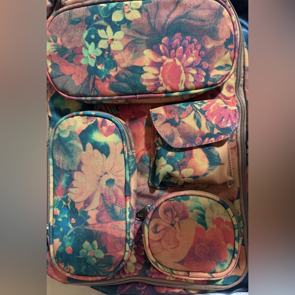 Patricia Nash Vivo Backpack - Picture 7 of 11